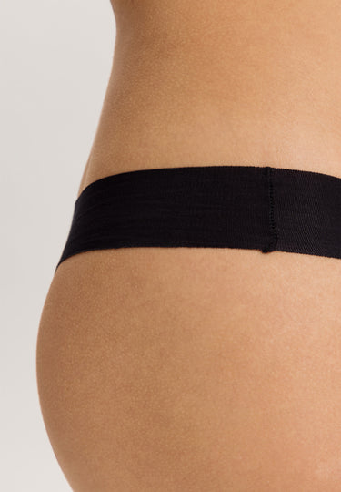 Invisible Cotton Cotton Blend Thong | Black 71242-019